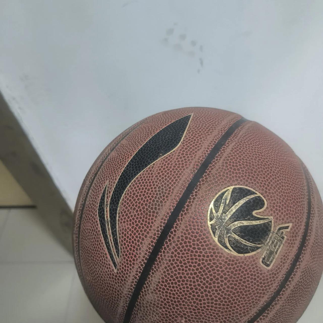 13岁的儿子上初一了，他厌学严重，我给他请了假，老师建议看心理医生：

看了心理