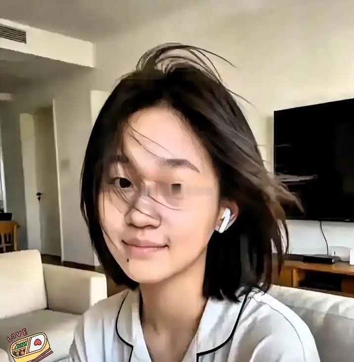 全红婵又回来了，而且这次回归的更惊艳，更让人刮目相看。经历了两年多的各种压力和磨