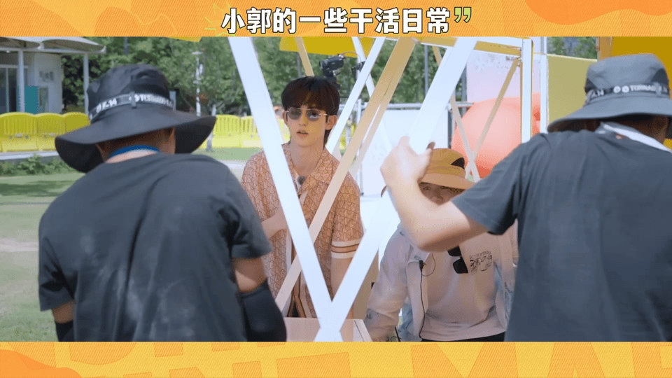 原来男生责任感不分年龄大小灿烂的市集 谁懂！看四位20+男生搞市集直接破防！40