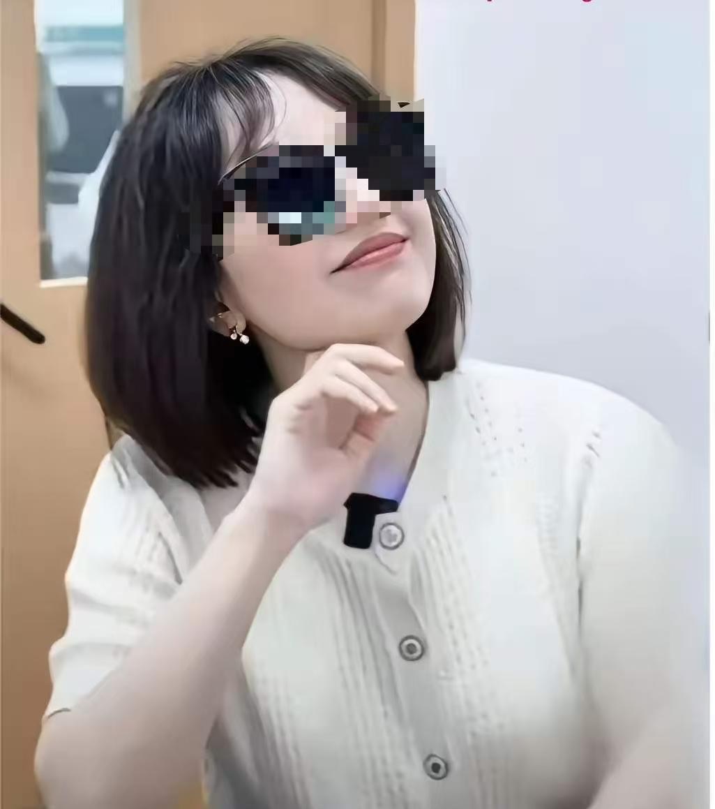 网上很多人说曾医生是以色谋权，在我看来都是扯淡。要知道曾医生也是非常优秀的人才，