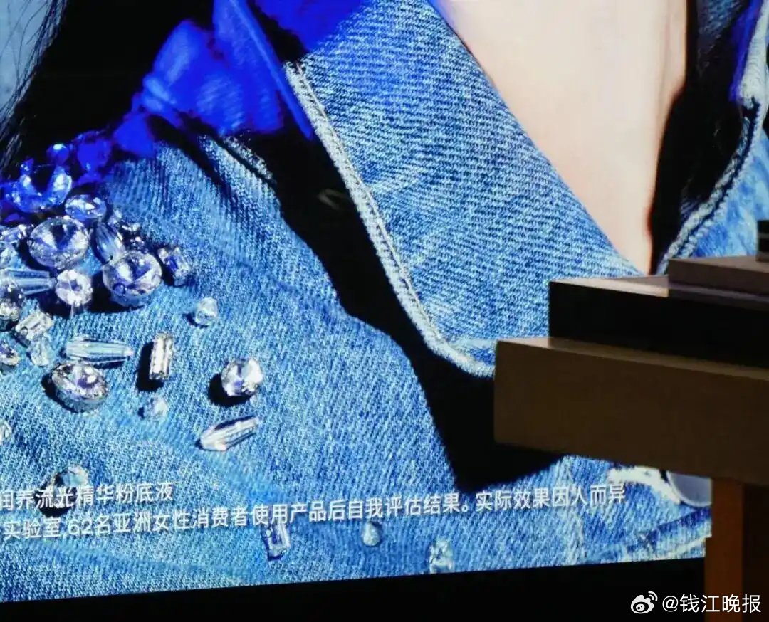 【#媒体评小字免责有违诚信原则#】#搞小字免责的商家只有小聪明# 大字宣传，小字