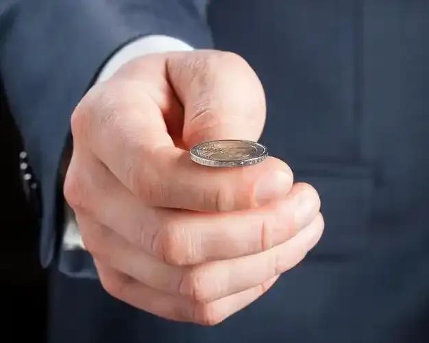 薅硬币，老铁们都玩过吧？有人就靠一款硬币游戏赚得盆满钵满，而你怎么玩都赢不了，不