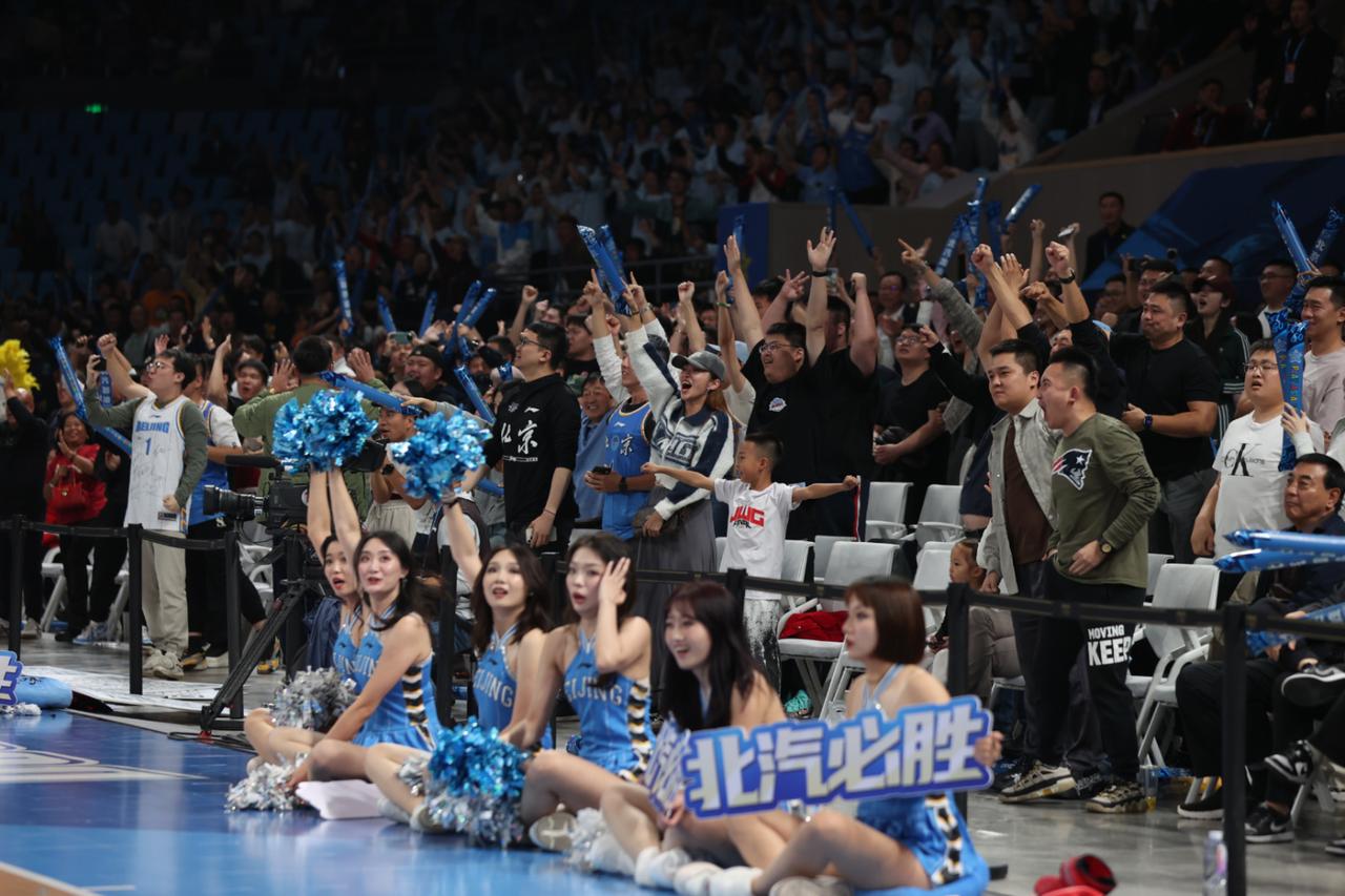 北京队的一众球迷又要炸了？还真有这个可能，在接下来的这场京辽大战中，许利民就将带