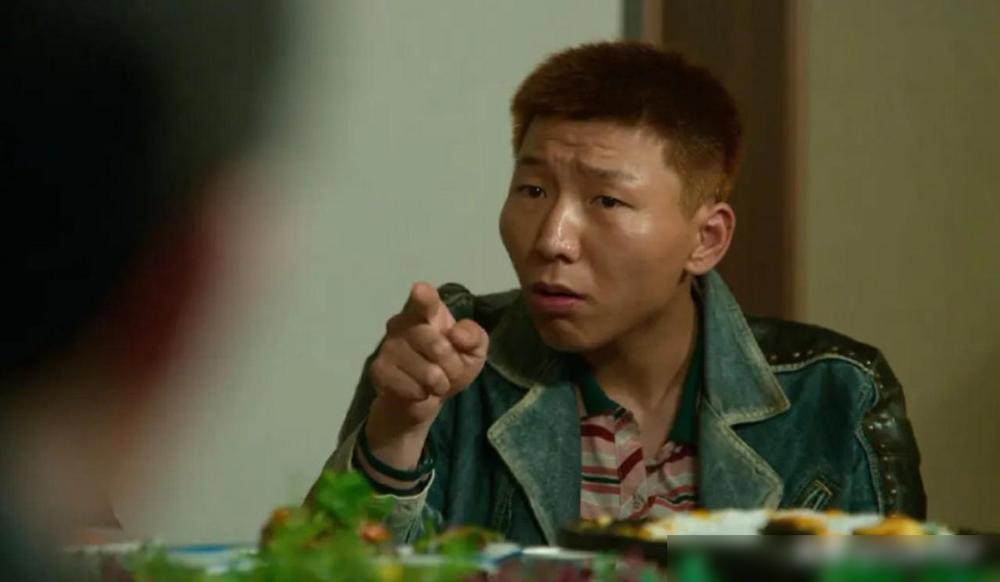 为啥《狂飙》中李宏伟才是最大的祸害？

这个“最大”，未必是在比谁势力强，而是在