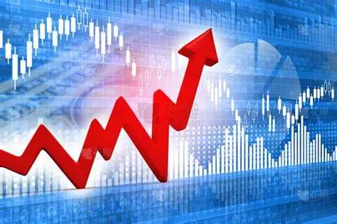 A股2月3日收评及本周前瞻：
今天，A股三大指数合力绘出了一根久违的、颇具力度的