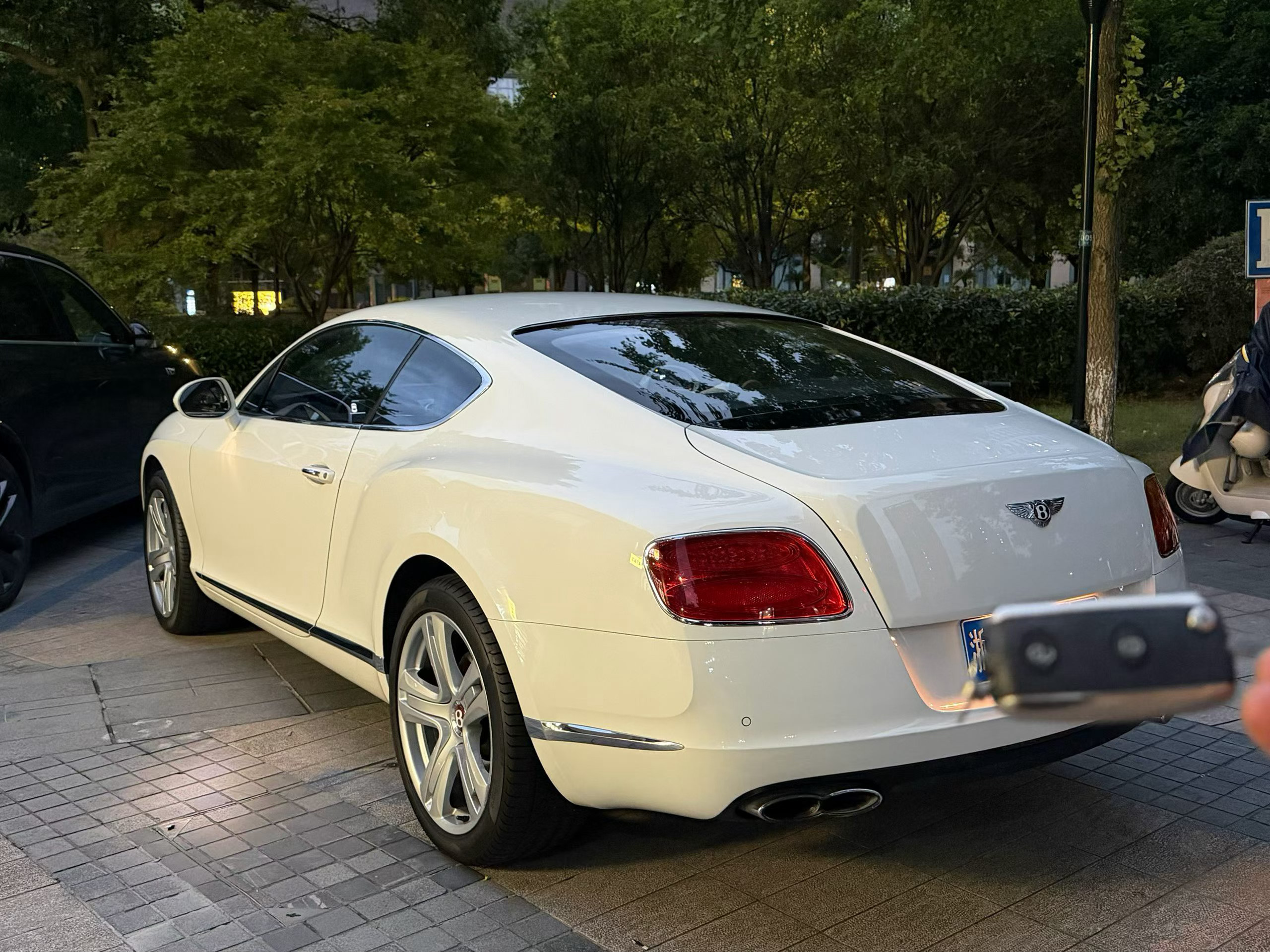 15年宾利欧陆GT 一手6万公里三十来万开宾利[嘘] ​​​