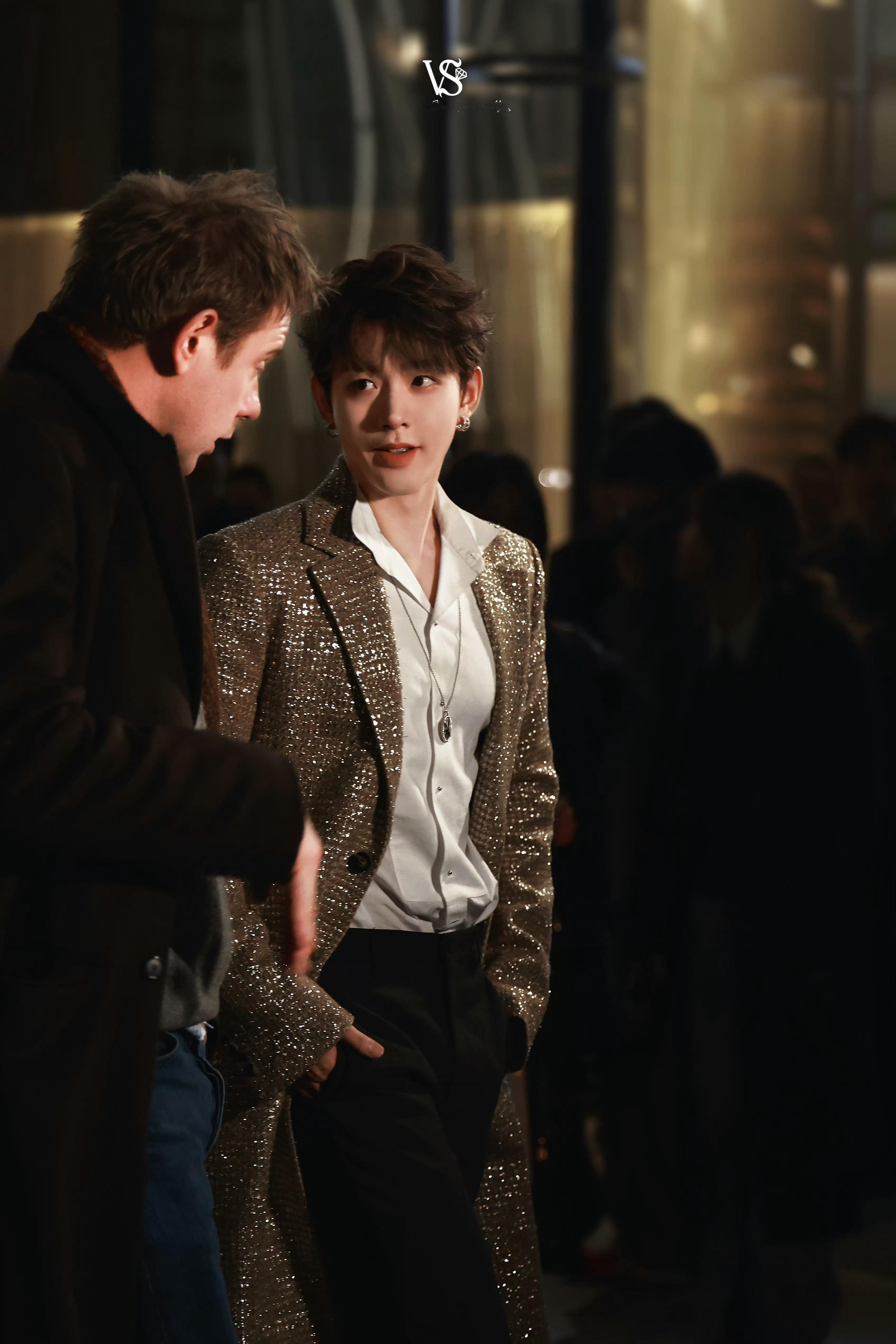 再也拍不出第二次的神图·邓为内娱现役法拉利我们内娱现役法拉利邓为一出街就很火爆这