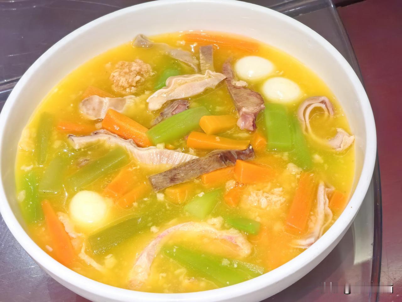 牛王庙老牌川菜｜能兼顾吃辣&不吃辣的接风宝藏店。
带从深圳回来的朋友接风聚餐，选