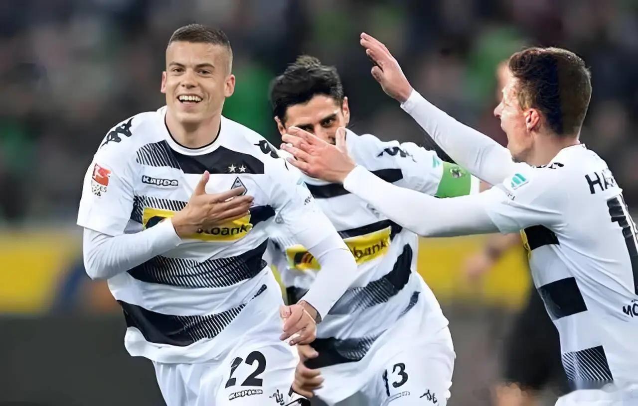 今日免费赛事情报更新！016 德甲  美因茨vs门兴实力战意1.美因茨联赛战绩为