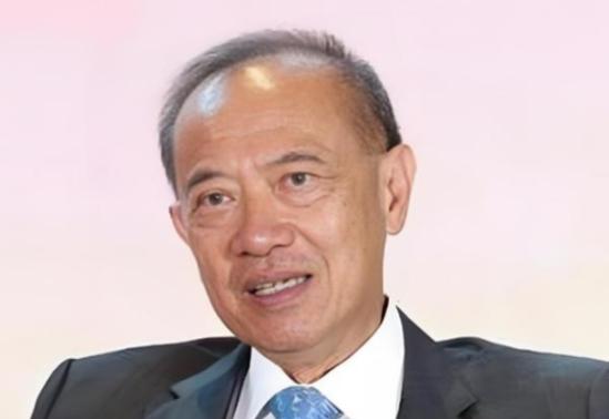 新加坡前外长杨荣文看透中美博弈的核心本质说：“不要看美国动不动就威胁中国、制裁中