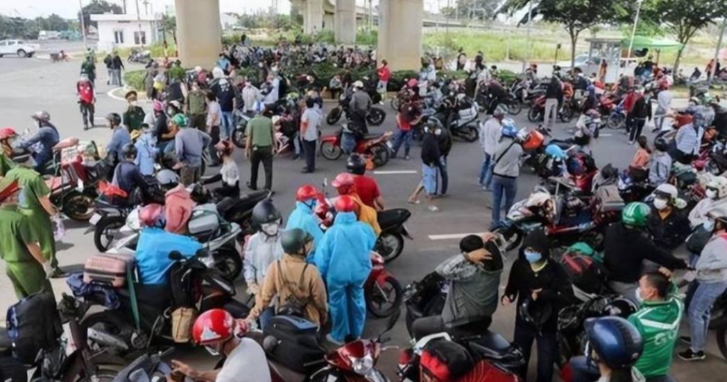 亚洲第一个倒下的国家即将出现，曾比肩中国，如今在走日本的老路！

中国之所以能发