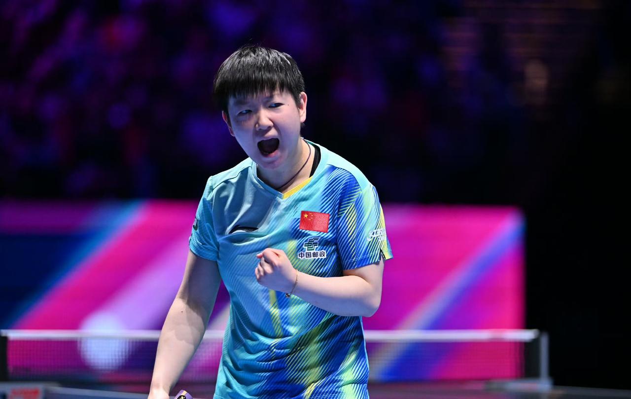 孙颖莎王曼昱王艺迪陈幸同
晋级八强直面外协挑战
澳门单打世界杯女单国乒女线全线飘