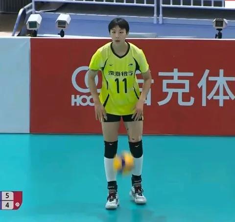 全国女排锦标赛  天津队胜江西  晋级淘汰赛
全国女排锦标赛今天继续进行小组赛，