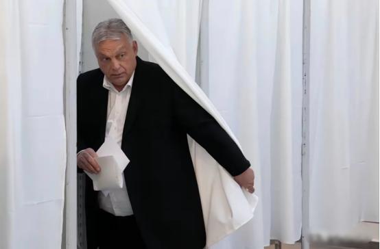 这个人承认败选了。也意味着他要下来了。他是一个信号。说明他所代表的力量在匈牙利变