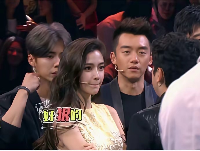 果然是骨相好的人，baby看起来美的和旁人好像不是一个图层 ​​​
