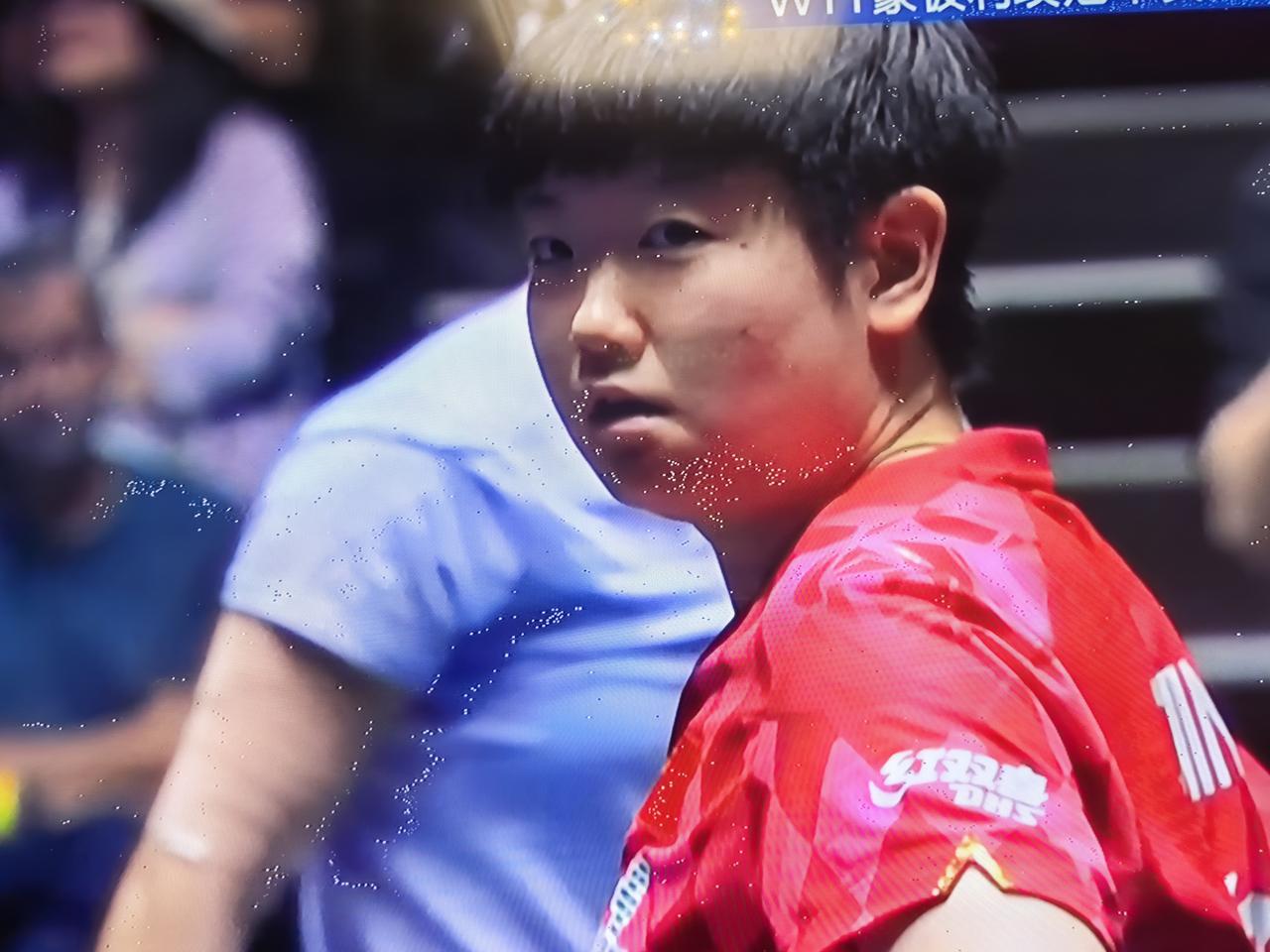 有一种感觉，世一世二的优势不再那么明显，乒坛统治力逐渐下降。
曼昱0:3一局不赢