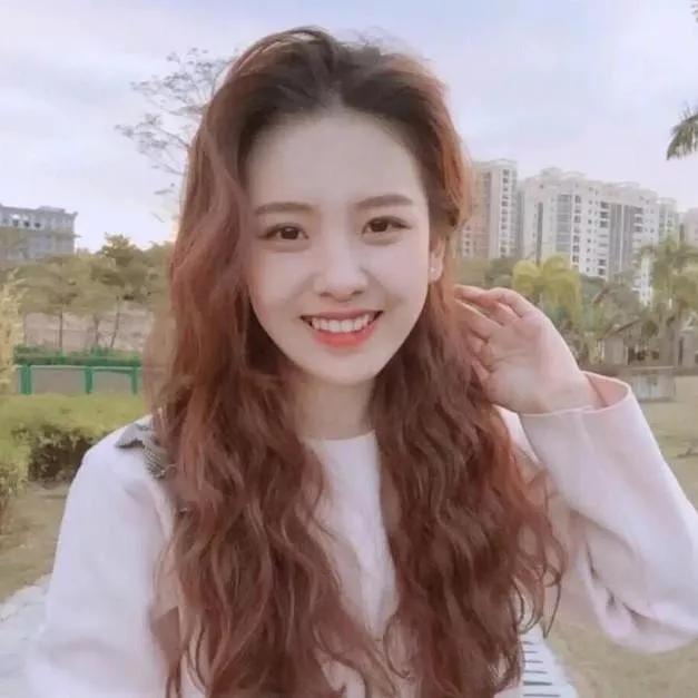 阳光下的微笑，少女心爆棚的瞬间阳光治愈照 甜美微笑写真 阳光少女照 甜系少女照 