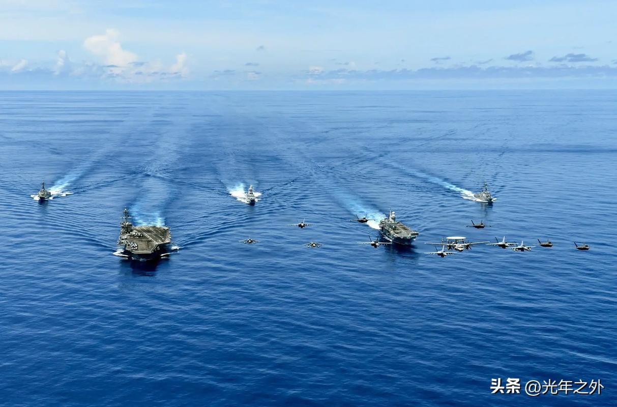 上千架次军机抵近窥探，美方撕下伪装直言目标就是牵制中国
 
国内研究机构发布的年