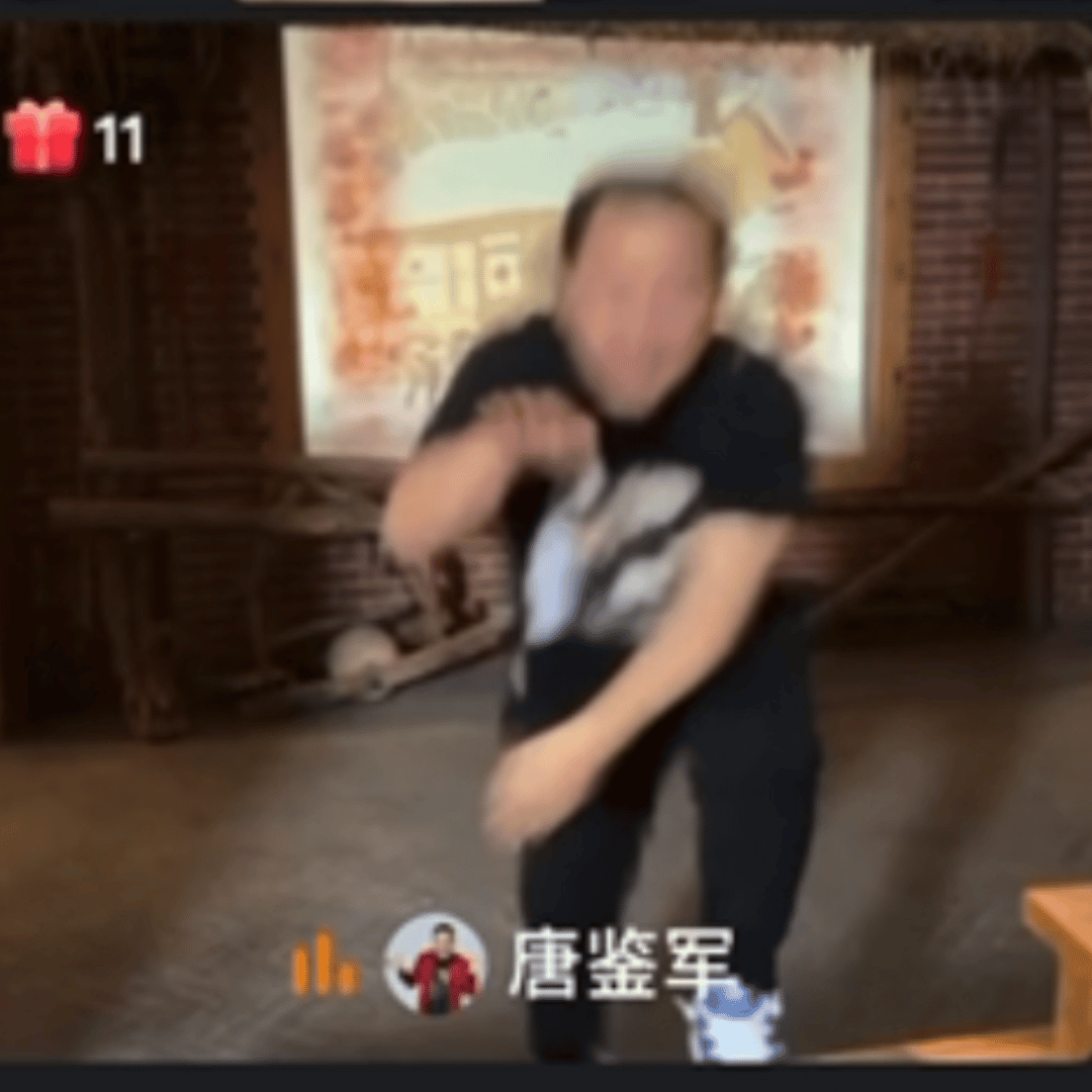 #谢广坤使不完的活儿##谢广坤爆改功夫吗喽#谢广坤真的好多活儿啊～模仿吗喽过于惟