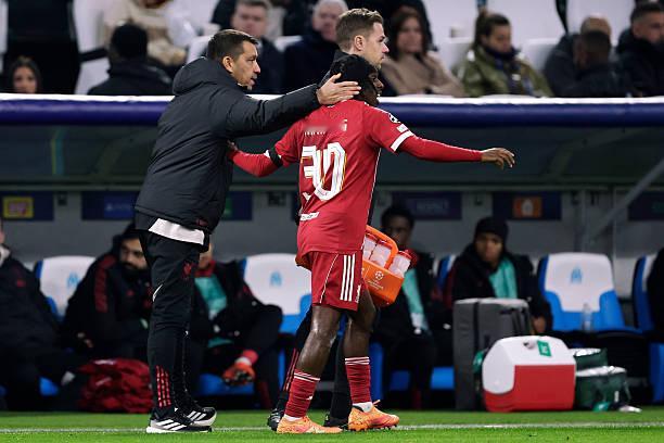 荷兰媒体AD称 乔瓦尼·范布隆克霍斯特是费耶诺德体育总监一职的头号人选，预计在赛