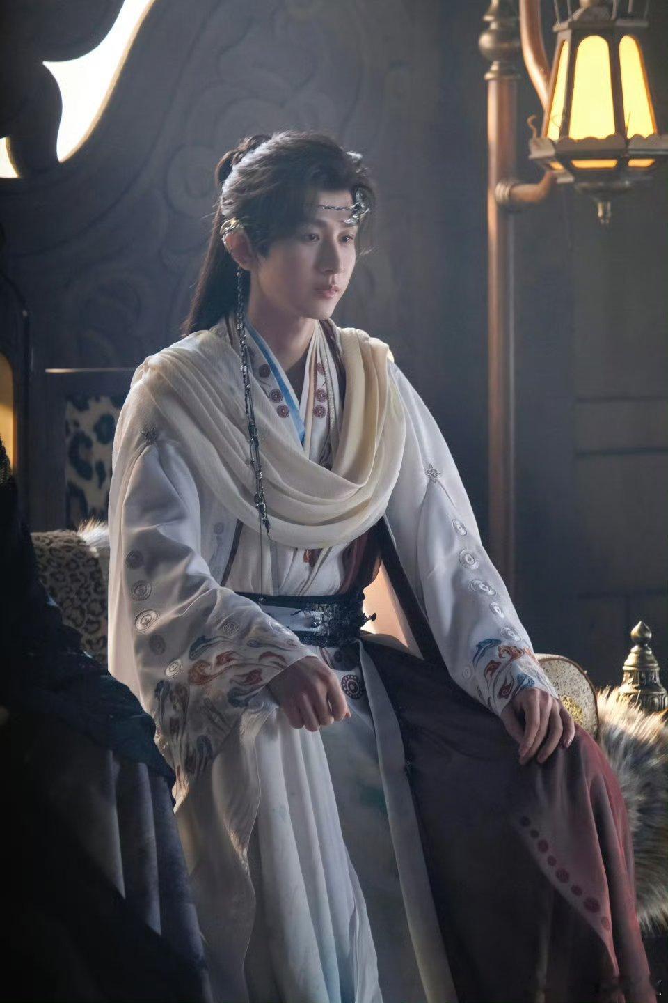 J成毅长安二十四计cy成毅谢淮安成毅从来都没有辜负演员这个称呼，从古装仙侠到现代