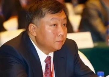 他为汶川捐1.5亿，前妻出走9年后突然回来争财产，如今他身家暴涨575亿，却发现