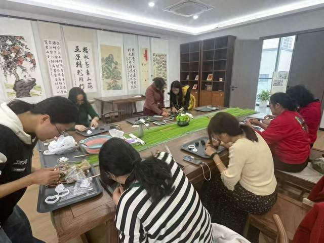 妈心理工作室家长情绪管理技巧，助力孩子重返校园