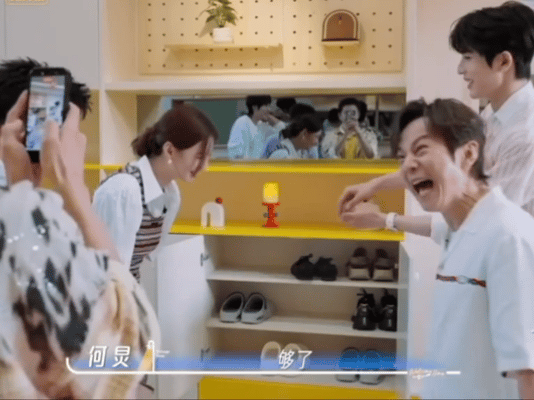 沈梦辰和张凌赫说话自动变成夹子音沈梦辰和张凌赫说话变夹子音 这段互动反复回看，沈