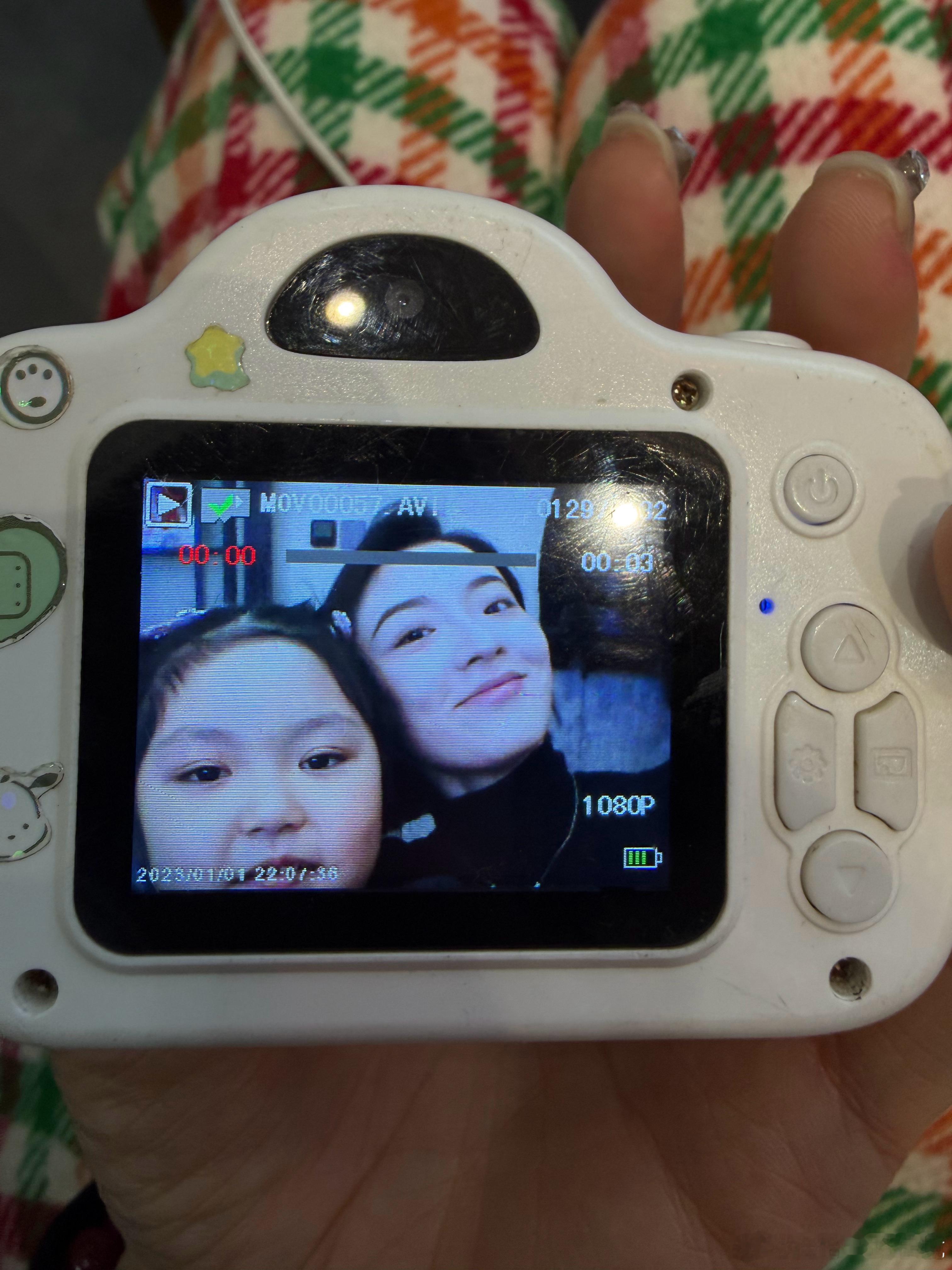 大文儿的玩具超有意思！哈哈哈哈哈哈哈 