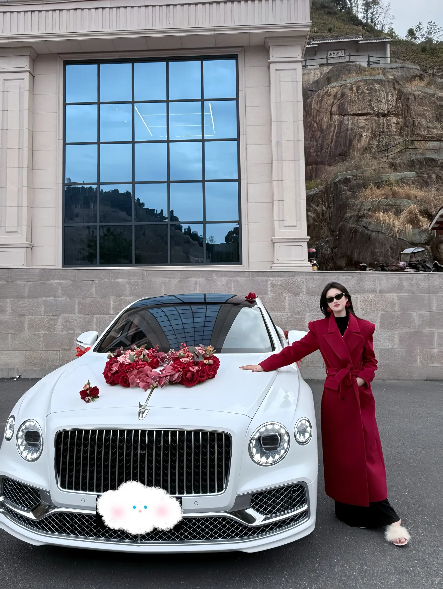 20岁坐上宾利全靠有个好姐姐