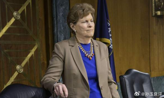 【美参议员竟建议恢复对国外虚假宣传，孙玉良：一贯造假是美国作风】近日，俄罗斯卫星