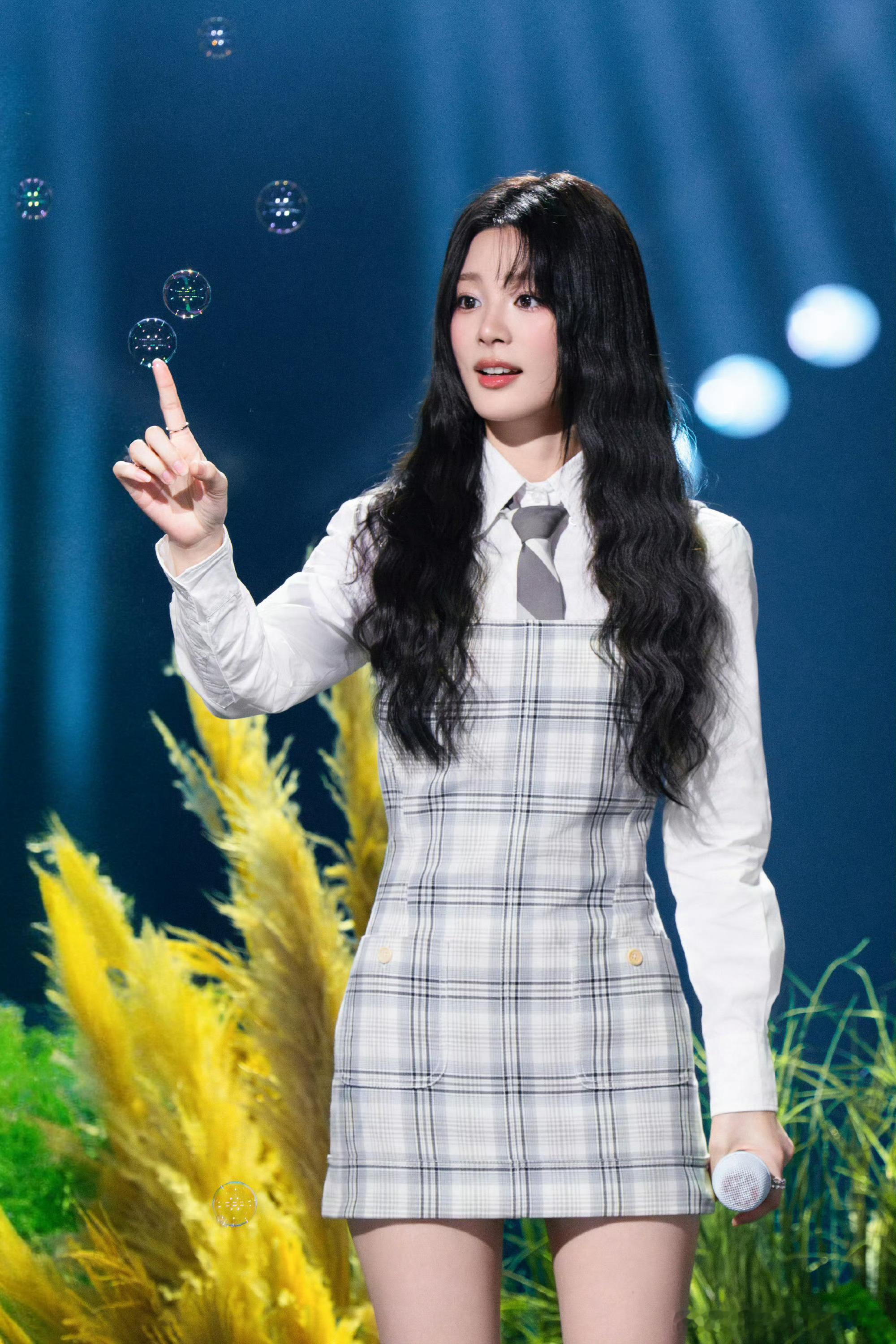 也是到处女座月份了。姚晓棠「破晓」番外篇，姚晓棠破晓生日专场演唱会来了「破晓·棒