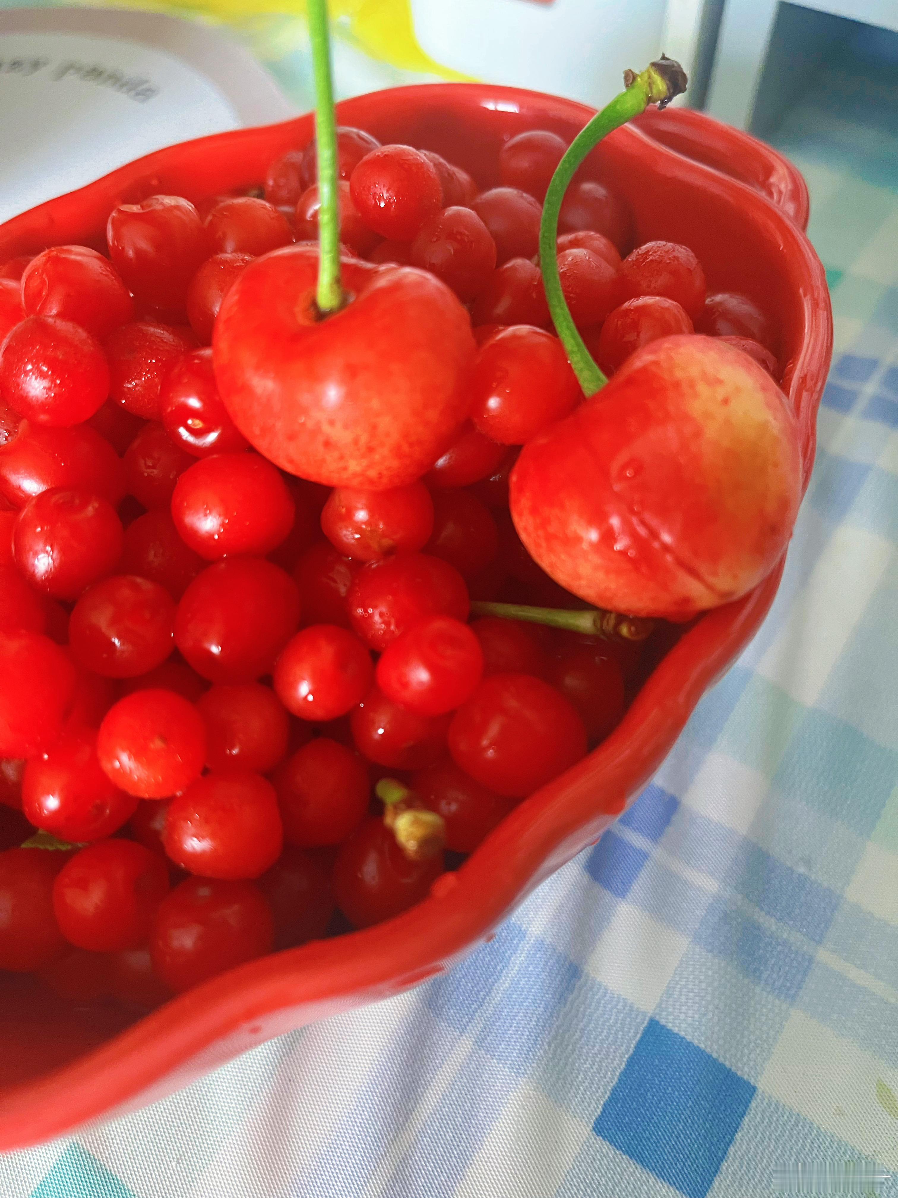 这个月吃樱桃吃美了🍒 