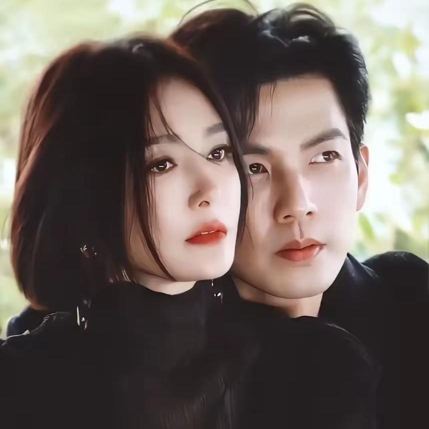 内娱深情天花板非钟汉良莫属！剧里等李小冉七年、等唐嫣七年，新剧《亦舞之城》又为秦