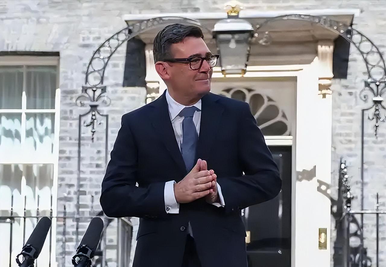 英国首相伯纳姆左右横跳，一边砍福利一边搞民生

英国首相安迪・伯纳姆上台后的施政