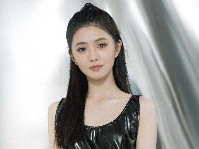 电视剧《主角》女主演刘浩存

刘浩存，2000年5月20日出生于吉林省通化市辉南