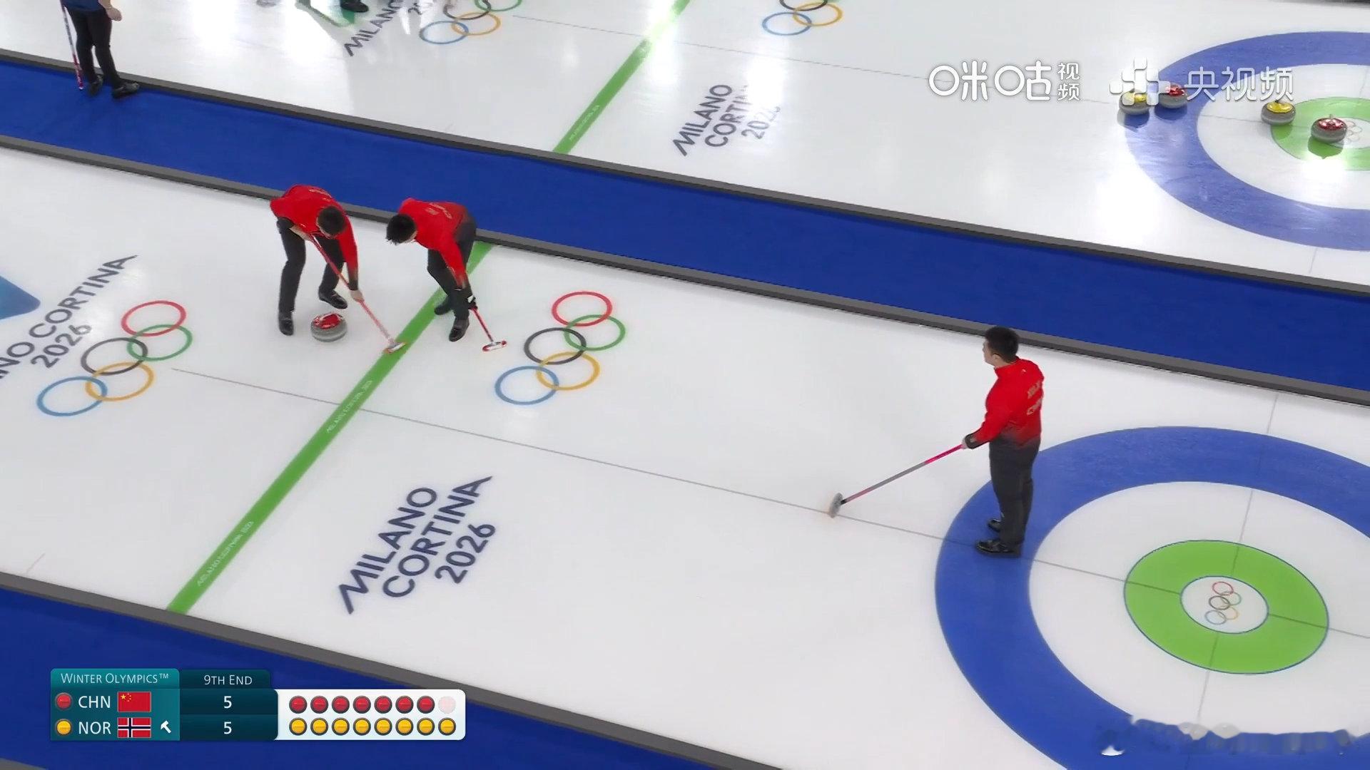 中国冰壶男队6比8挪威中国男壶加时局惜败米兰冬奥会冰壶男子循环赛，中国队徐晓明、