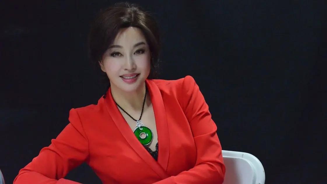 其实，人活着就是有一种习惯，年轻的时候很打拼，到老的时候依然那样，这是一个人的本