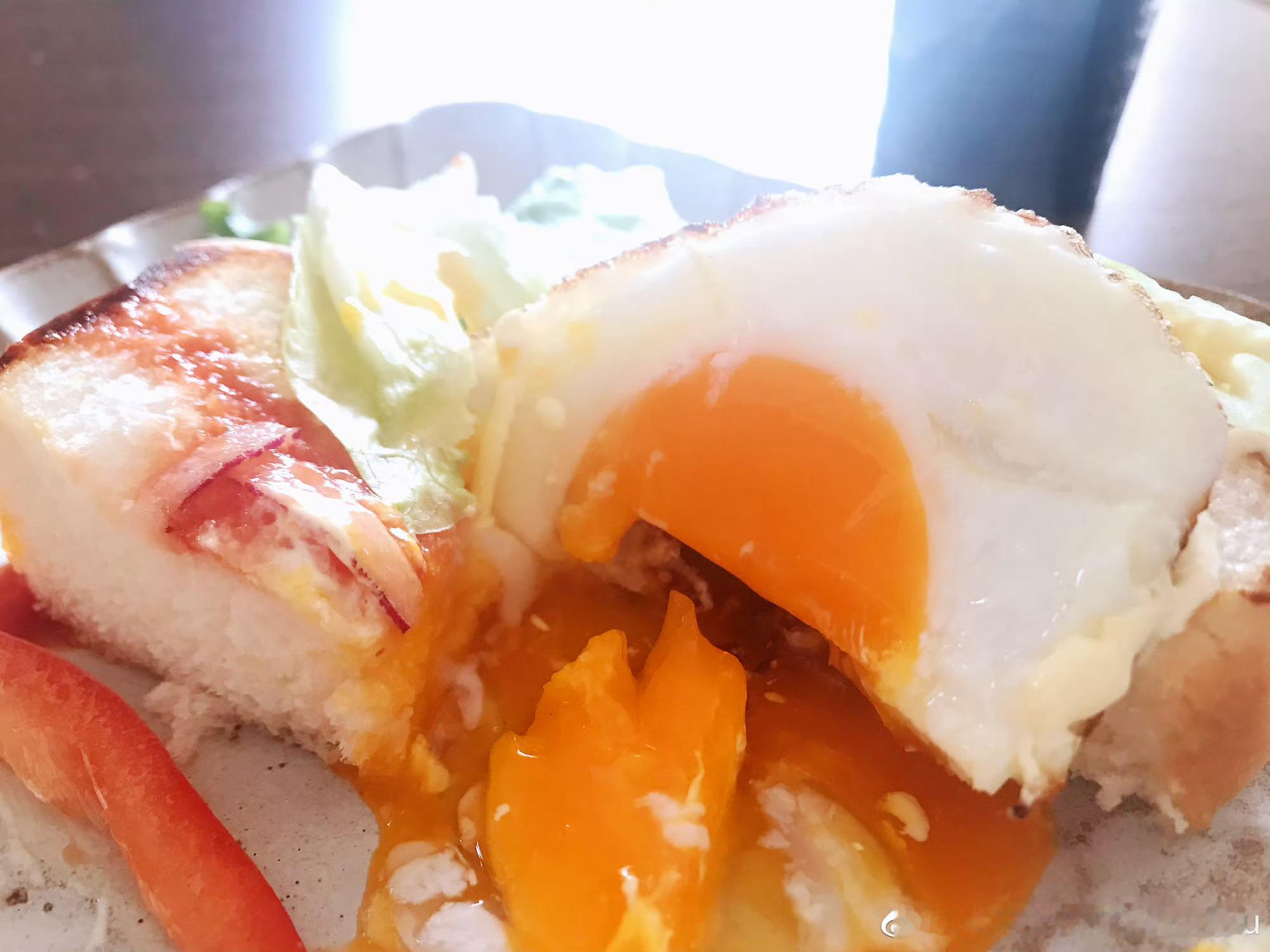 【搬运】2019年01月27日早 早餐：煎蛋菜菜面包🍳🥗🍞➕咖啡☕️鸡蛋今
