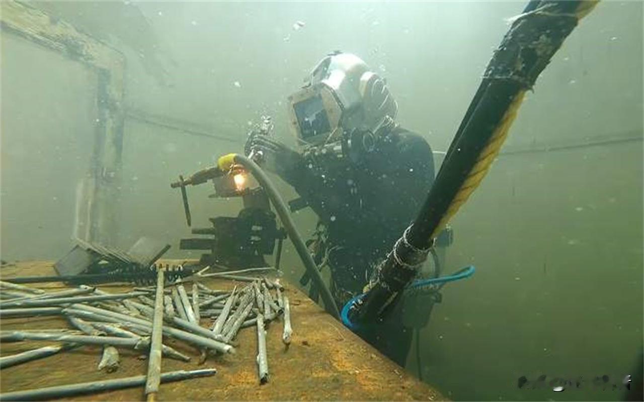 基于神经网络的水下湿焊工艺参数优化

与空气焊接相比，水下焊接的焊接质量差异使得