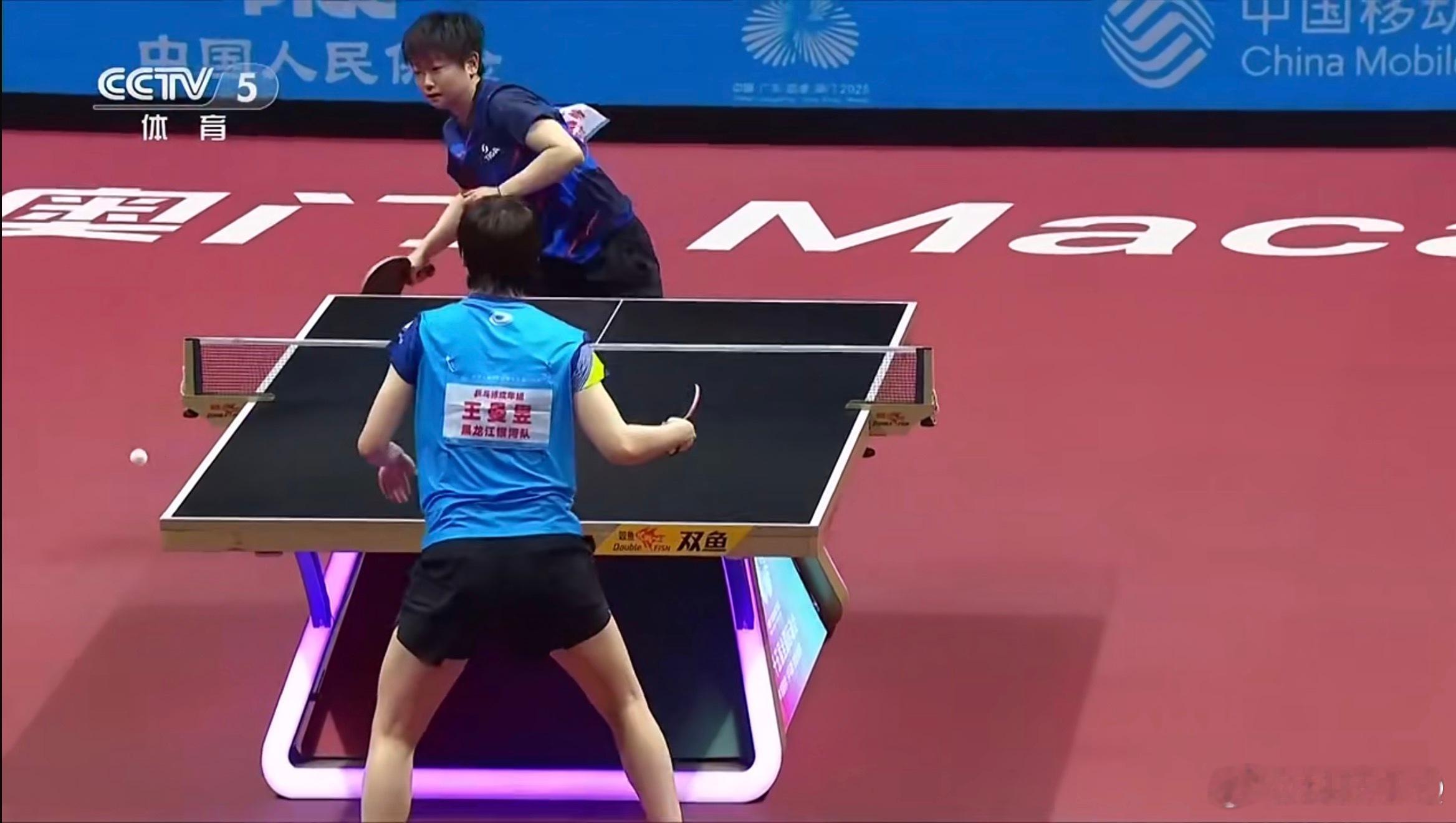 真服了一些弱智了，打比赛声音那么大干嘛？国内的乒乓决赛比世界杯还难打，就为了自己