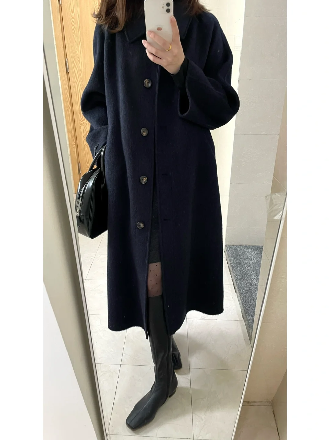 经典藏青大衣