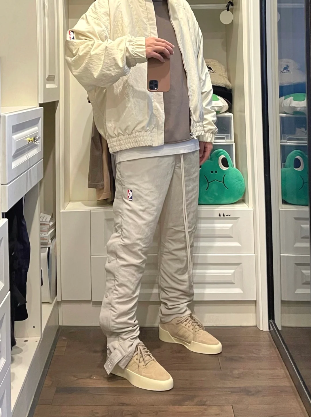 复古米色系｜排扣裤穿搭