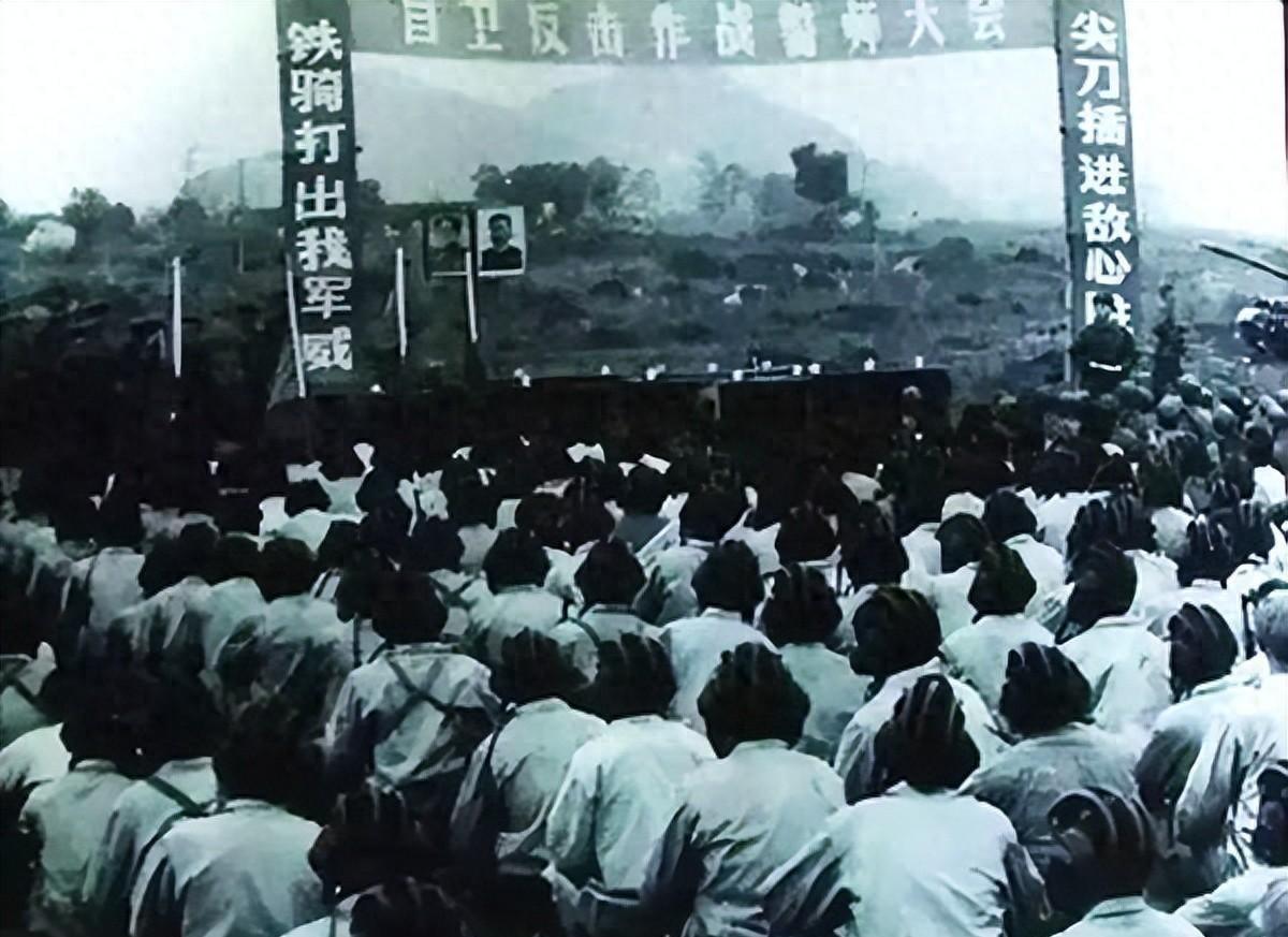 毛泽东时代经济是否崩溃？用79年对越战争的军费支出情况来分析这个问题吧！

19