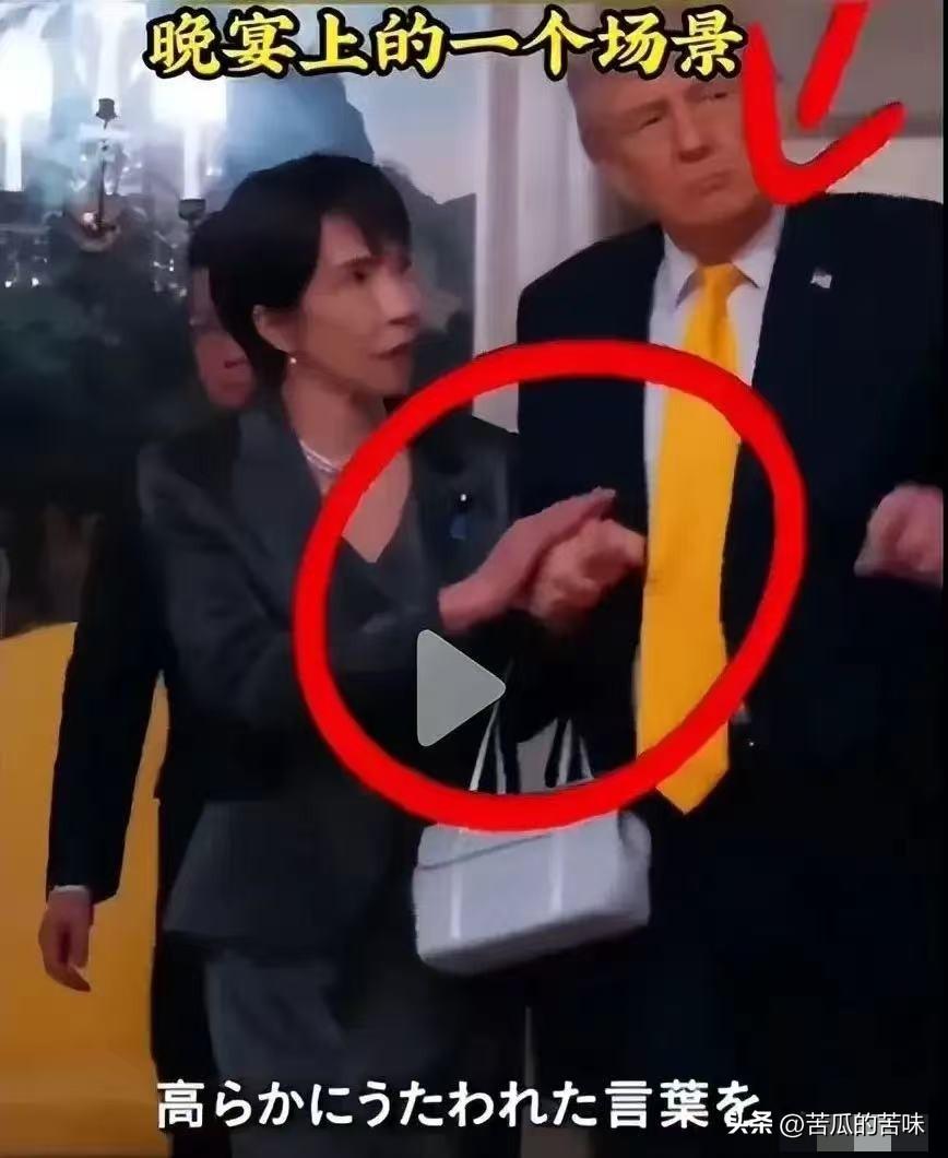 日本网民愤怒了！
有日本网民这样说，“我们日本的首相竟然在外交场合，张开大嘴、露