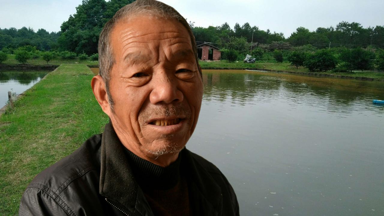 （接上一篇）
俗话说，端人碗看人脸。

大伯在弟弟们家吃饭，弟弟当然都没的说，可