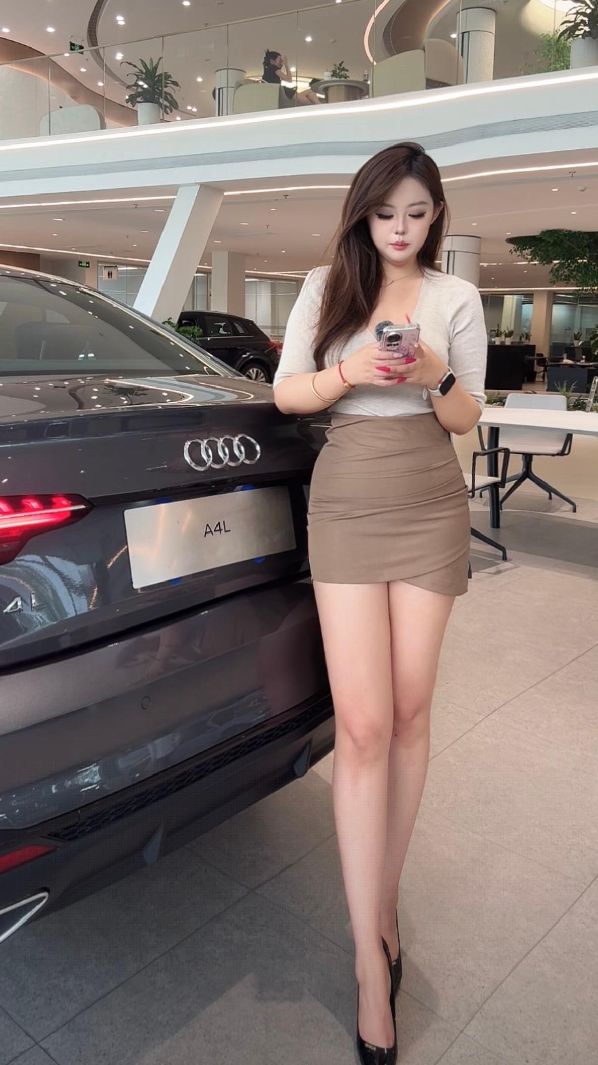 奥迪A4L车并不小[doge] ​​​