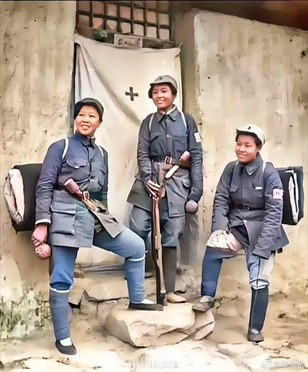 这是美国记者福尔曼镜头下的八路军女兵形象，她们的容貌清晰可见，不是演员演的，货真