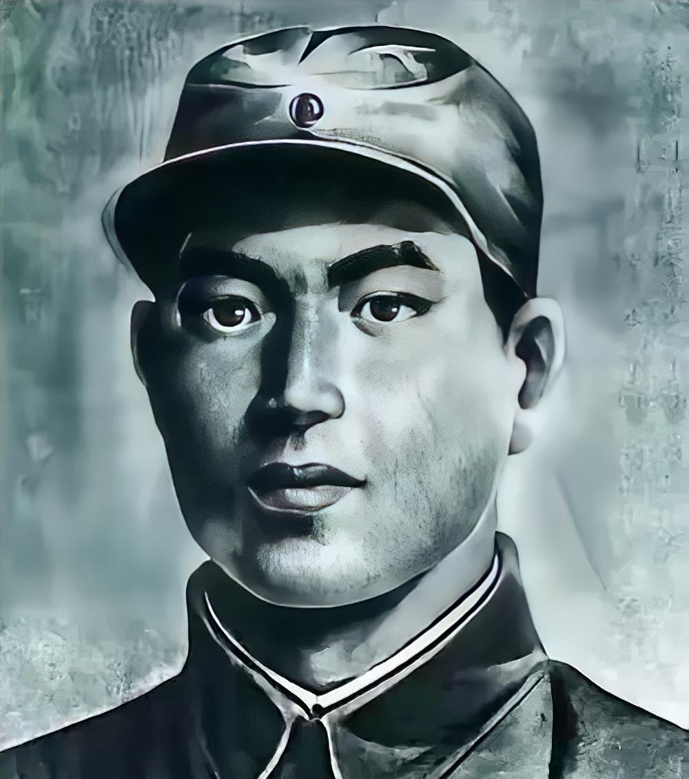 1944年，两名八路军到于家岭村借宿，村长好吃好喝地招待他们，暗地里却向鬼子告密