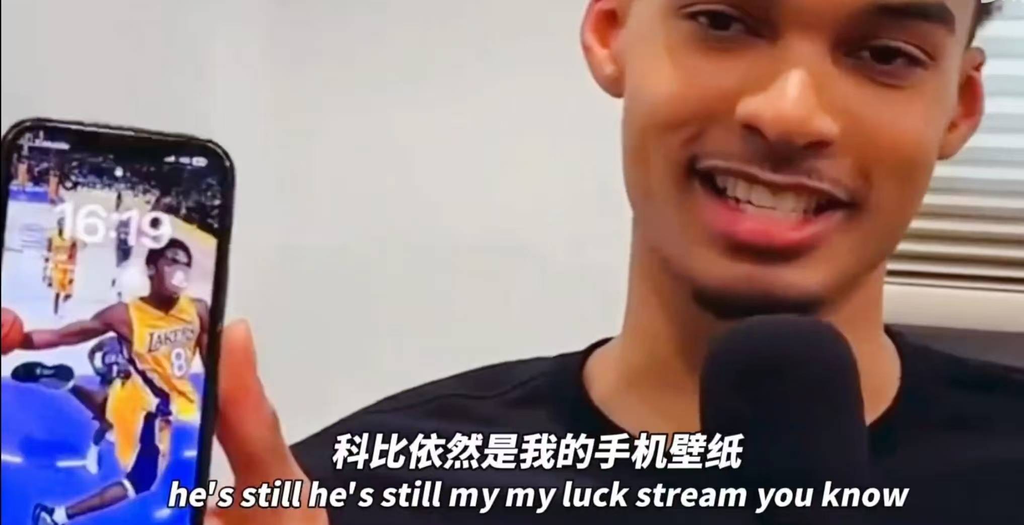 人这一生，皆是一场自渡。渡人渡事，渡心渡己，历经世事浮沉，看淡人情冷暖。人生万般